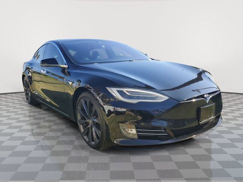Used 2019 Tesla Model S P100D image 2