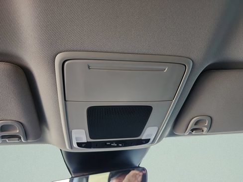 Used 2024 Honda Pilot EX-L image 15