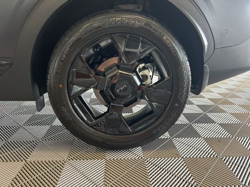 New 2026 Kia Sportage X-Line w/ X-Line Technology Package image 8