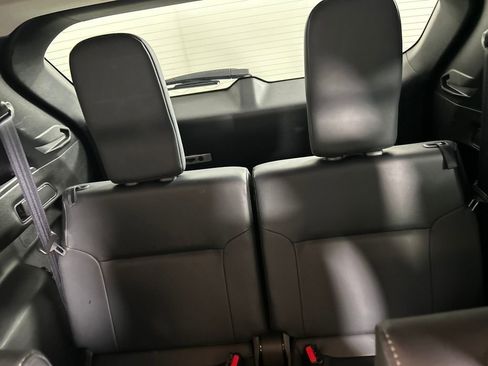 Used 2024 Mitsubishi Outlander SE image 19