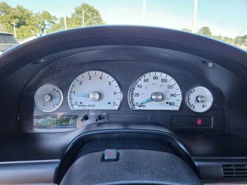 Used 2004 Ford Thunderbird image 11