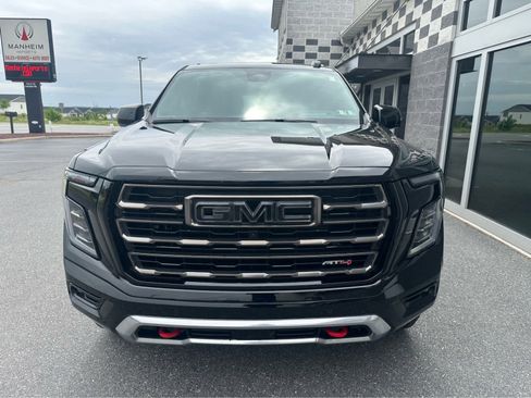 Used 2026 GMC Yukon AT4 Ultimate AWD/4WD image 3