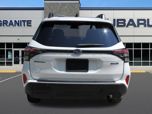 Used 2025 Subaru Forester Premium AWD/4WD image 9