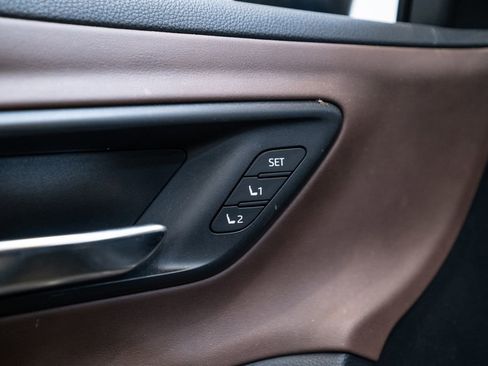 Used 2023 Toyota Crown Limited w/ Advanced Technology Package image 21