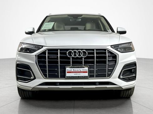 Used 2023 Audi Q5 2.0T Premium w/ Convenience Package image 8