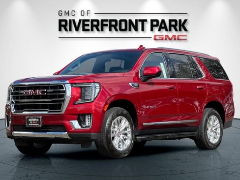 Used 2024 GMC Yukon SLT image 7