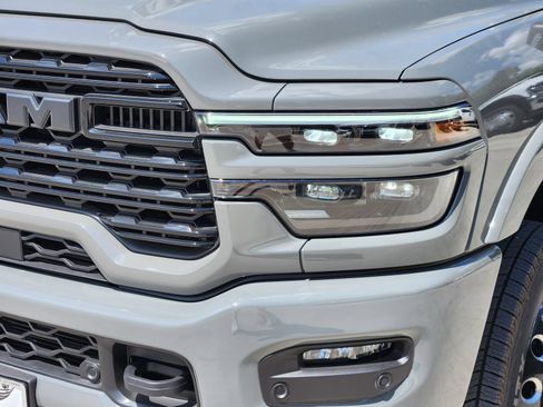 New 2026 RAM 3500 Limited AWD/4WD image 9