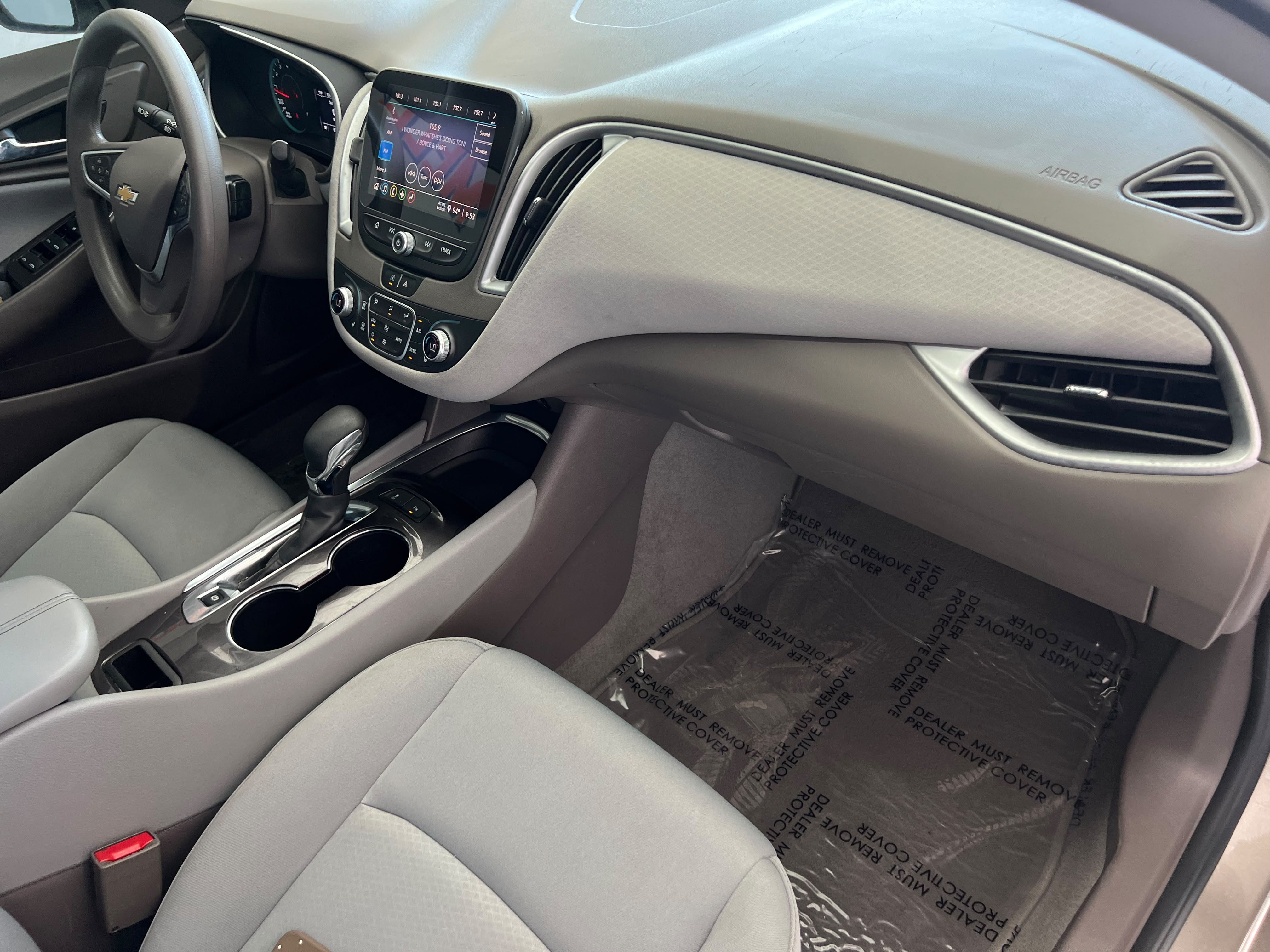 Used 2022 Chevrolet Malibu LT FWD image 22
