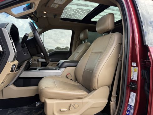 Used 2017 Ford F250 Lariat w/ Lariat Ultimate Package image 31