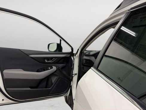 Certified 2025 Subaru Outback Premium AWD/4WD image 14