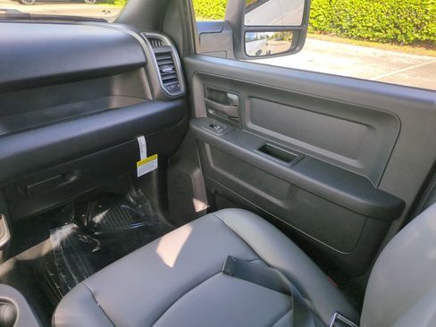 New 2026 RAM 3500 Tradesman w/ Chrome Appearance Group A AWD/4WD image 18