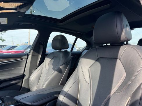Used 2019 BMW 540i image 12