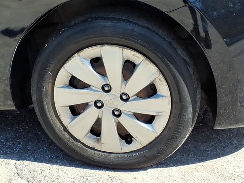Used 2018 Kia Rio S image 7