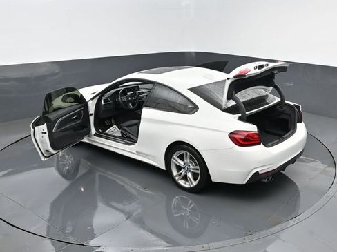 Used 2020 BMW 430i xDrive Coupe w/ M Sport Package image 28