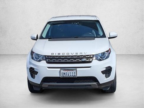 Used 2019 Land Rover Discovery Sport SE AWD/4WD image 2