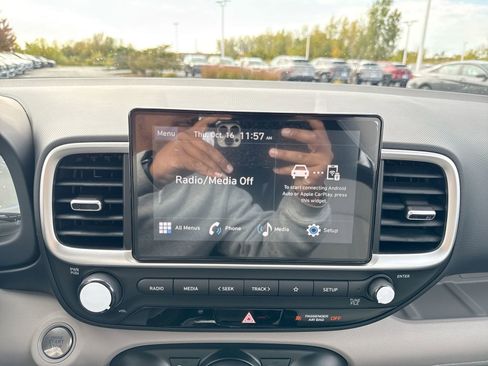 New 2026 Hyundai Venue SEL image 17