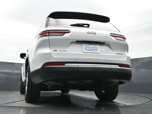Used 2022 Jeep Grand Cherokee L Limited AWD/4WD image 23