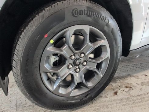 New 2026 Ford Maverick XLT w/ XLT Luxury Package image 9