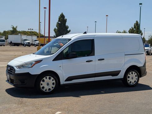 Used 2019 Ford Transit Connect XL image 2