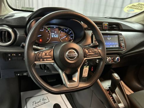 Used 2022 Nissan Versa S w/ Lighting Package image 13