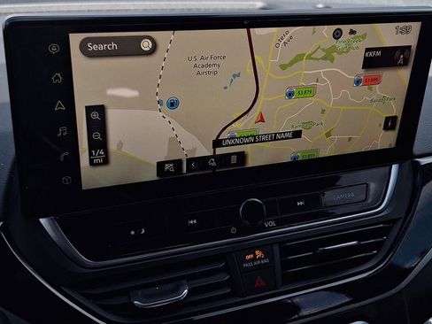 Used 2024 Nissan Altima 2.5 SR w/ SR Premium Package image 22