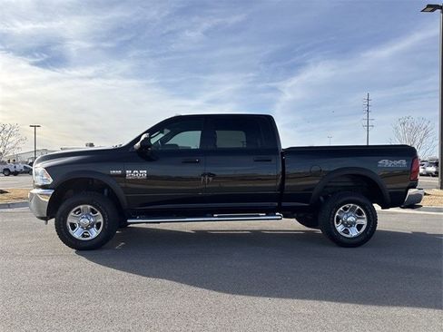 Used 2018 RAM 2500 Tradesman w/ Chrome Appearance Group image 2