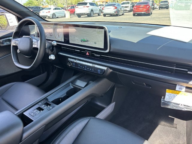 Used 2025 Hyundai Ioniq 6 SEL AWD/4WD image 12