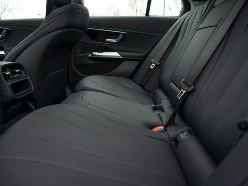 New 2026 Mercedes-Benz E 350 4MATIC Sedan image 13