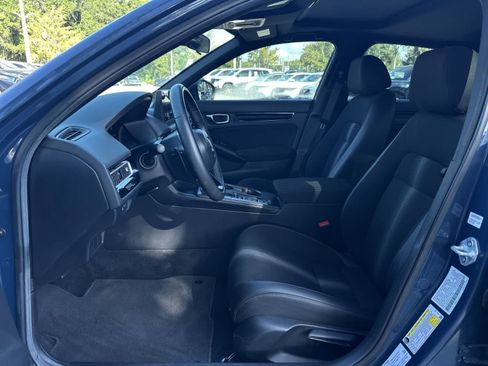 Used 2025 Honda Civic Sport image 13