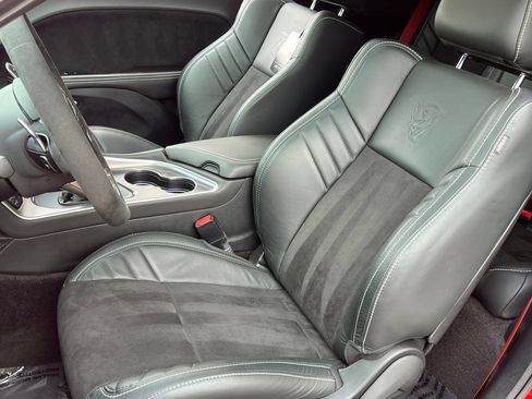Used 2018 Dodge Challenger SRT Demon RWD image 4