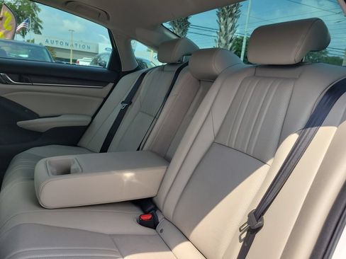 Used 2021 Honda Accord EX-L image 17
