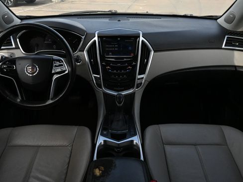 Used 2014 Cadillac SRX FWD image 7