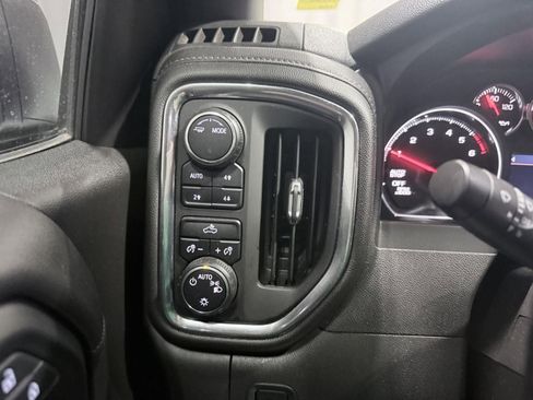 Used 2020 Chevrolet Silverado 1500 LT w/ All-Star Edition image 23