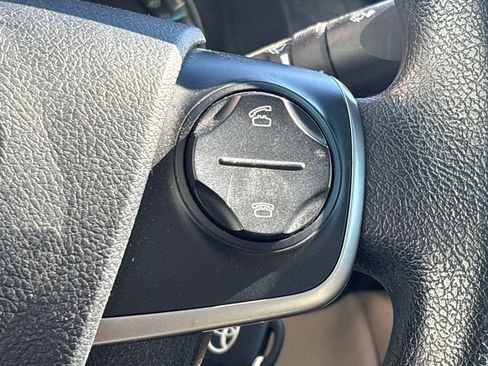 Used 2012 Toyota Camry LE image 20