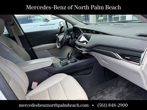Used 2019 Cadillac XT4 Premium Luxury w/ Driver Awareness Package FWD image 4