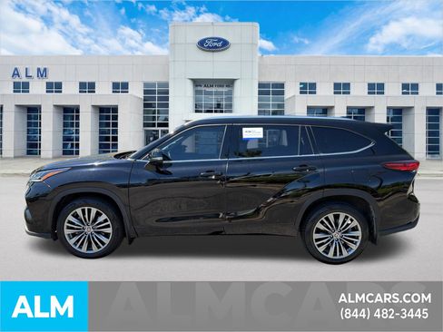 Used 2021 Toyota Highlander Platinum AWD/4WD image 9