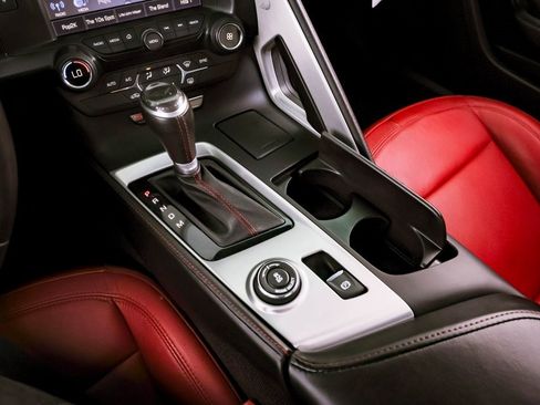 Used 2016 Chevrolet Corvette Z06 w/ Chrome Badge Package image 12