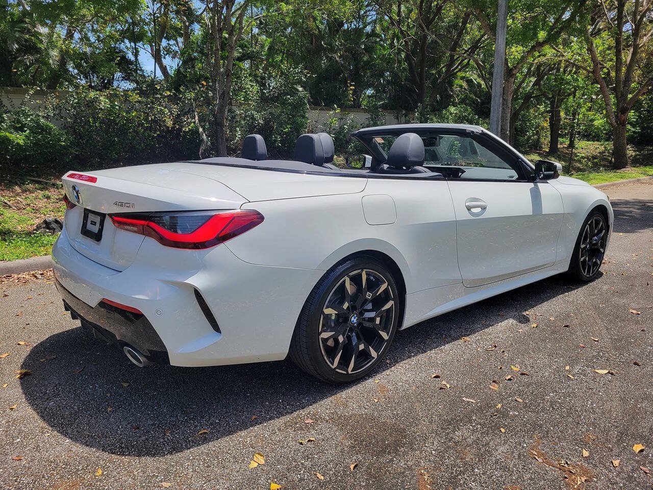 Used 2026 BMW 430i Convertible RWD image 7