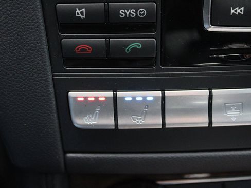 Used 2013 Mercedes-Benz CLS 550 image 27