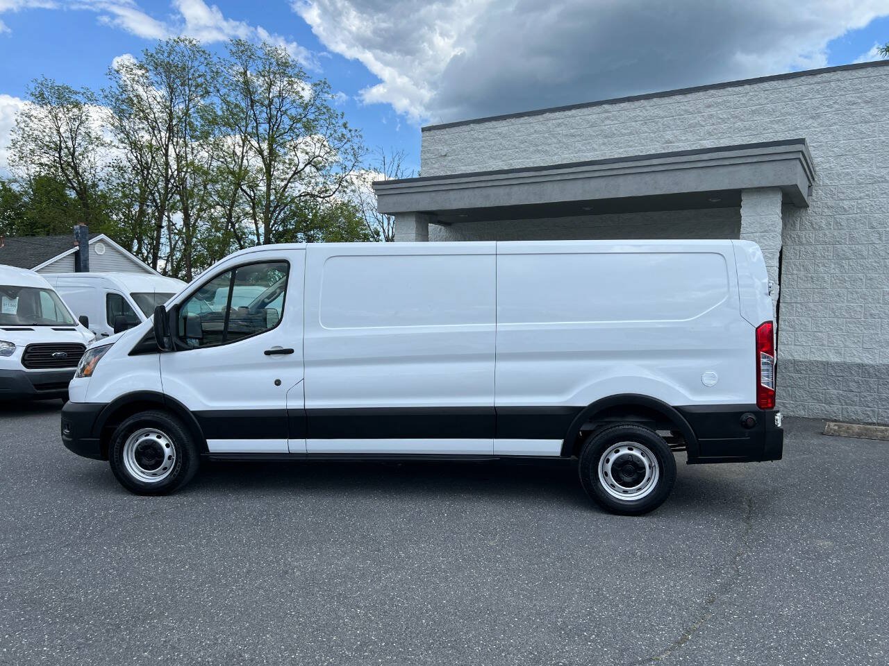 Used 2020 Ford Transit 150 Low Roof w/ Upfitter Package RWD image 32