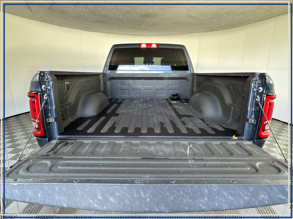 Certified 2026 RAM 2500 Big Horn AWD/4WD image 40