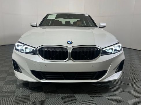 Certified 2025 BMW 330i Sedan w/ Convenience Package RWD image 3