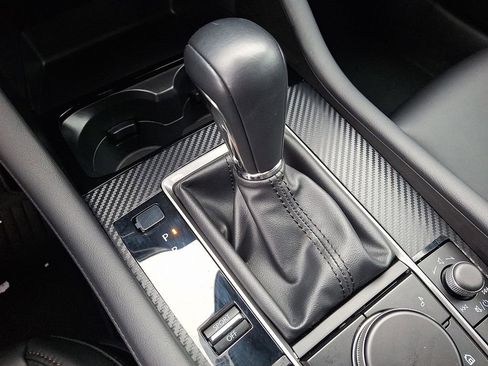 Used 2024 MAZDA MAZDA3 s image 14