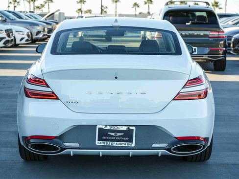 Used 2025 Genesis G70 2.5T image 7