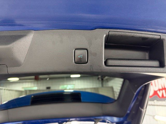 Used 2022 Ford Escape SEL w/ SEL Stealth AWD Package image 10