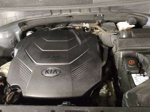 Used 2020 Kia Sorento FWD V6 image 30