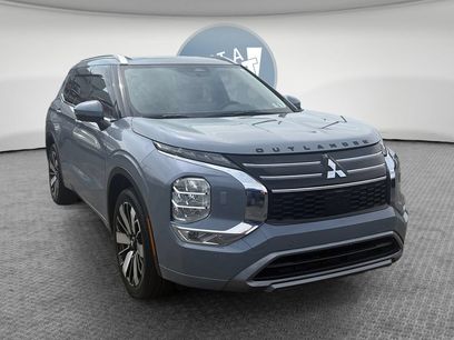 Used 2025 Mitsubishi Outlander SEL