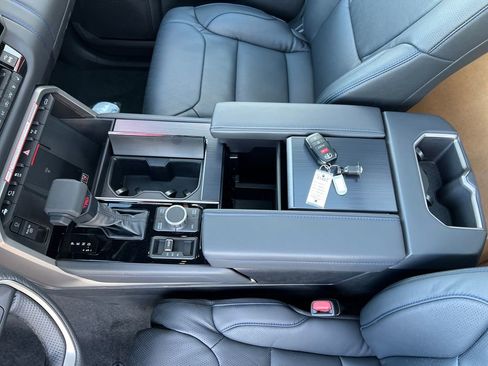 New 2026 Toyota Tundra Platinum image 27