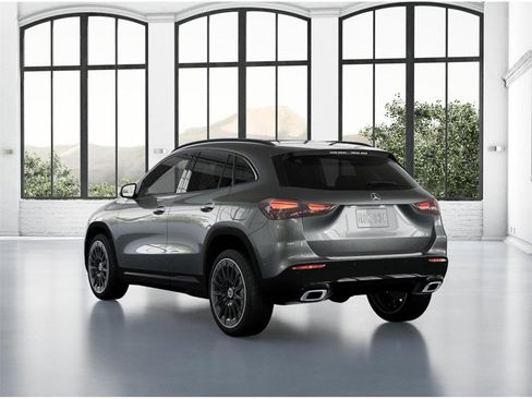 New 2026 Mercedes-Benz GLA 250 4MATIC image 28