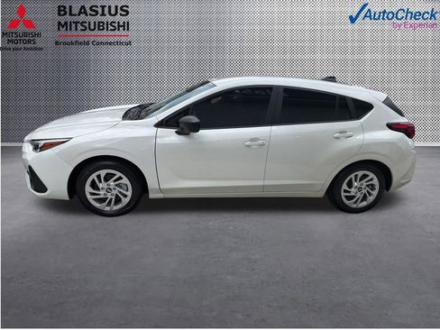 Used 2025 Subaru Impreza 2.0i AWD/4WD image 15